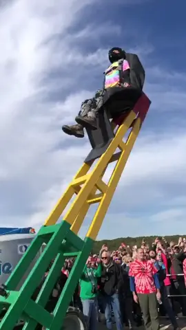 THIS IS WILD. 🤯🤯🤯 (via @knobridge)