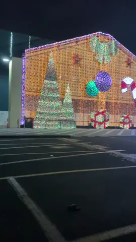 #bunningswarehouse #bunningsaustralia #christmas #christmaslights #lights #christmascountdown2020