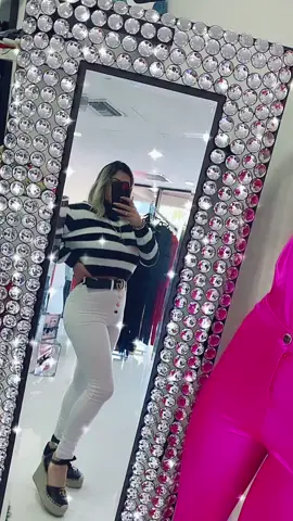 Estos suéter si te van hacer falta 👧 chicas disponible 👉her closet style