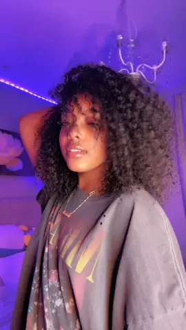 My hairs back and I'm happy 😋 Curly hair Gabby will be back for a little while