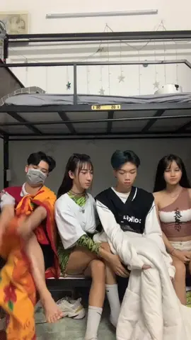 Cứu mẹ các con :))