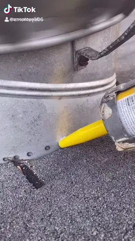 #caulker #caulk #caulkantor #blackcaulk #nicecaulk #satisfya #workoutchallenge #profecional #plomeria #remodelando #remodelacion