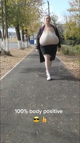 100% body positive. Bra simply makes my shoulders hurt. And yes, they bounce... #bodypositivity #plussize