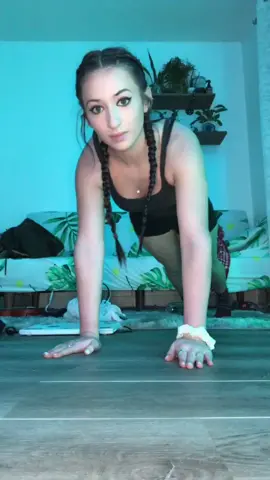 you can literally see that my shoulders are burning😂 #foryou #fyp #CancelTheNoise