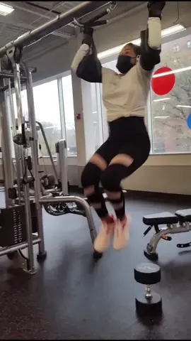 Hanging knee ups! #abexercise #coreexercises #abworkout