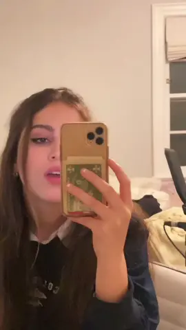 this was hard lol. also someone teach me how to do eyeliner #snowmanchallenge #onebreathchallenge #HolidayDecor  #CancelTheNoise#VoiceEffects