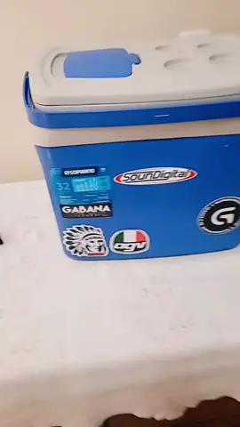 Dando uma dica pra vocês darem uma tunada na sua caixa térmica, muito fácil e prático!!! #tik #tok #dicas  #valeu 🤙🏻🍻 #cerveja  #gelada  #dale #bb