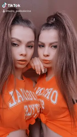 Instagram-twins.polikaterina                    #сестрыблизняшки #аюкрейзи #тычто#хочувтоп #хочуврекомендации #топчик #рекрек #рекихочуврек #топ
