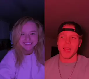 #duet with @evrythingtaylor #tongues #chachaslide #fyp #foryoupage