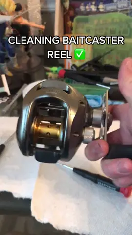 Should I make a tutorial?? #fixing #cleaning #baitcaster #VivaCleanHacks #fishing #fishingreel #shimano #fyp #foryoupage #foryou #4u #4you