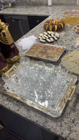 وارحبو فوق العين وفوق الراس