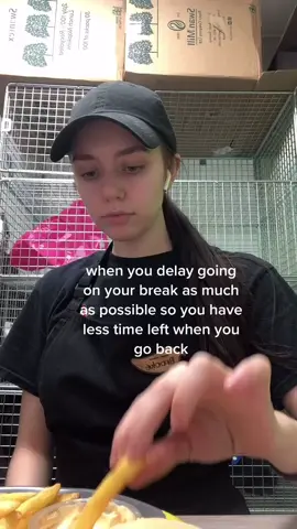 ✨ filmed this on my break today 7 hours into my 8 hour shift ✨ #work #nandos #capitalismsucks #fyp #foryoupage