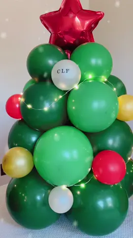 Mini Christmas tree centerpieces  for a company Christmas dinner. ✨🎄✨#balloonart #balloontrees #thegarlanddarlin #letsgetlit