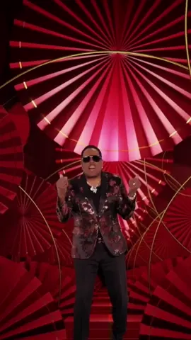 “All Of My Love” Holiday Special ft. @smokeyrobinson is out now on my YouTube channel! 🎁🌟 Happy Holidays y’all! #Christmas2020 #HelloWinter