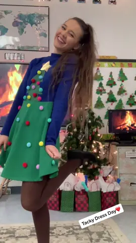 How was your week? #teacher #teachers #teacherlife #teachersoftiktok #teachersontiktok #christmas #happyholidays #merrychristmas #festivefashion #fyp