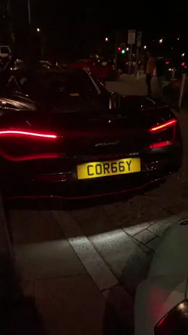 GUNSHOTSSS #720s #mclaren #popsandbangs #flames #flamethrower #cardiff #hiltonhotel #canonrun #carporn #cargasm #shutdown #fyp #foryoupage #backfired