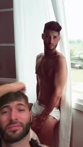 No caption needed 😂🤷🏻‍♂️ but i love the song 😝 #fitmotivation #fitnesstips #bodypositivity #fyp #perte #fitnessboys