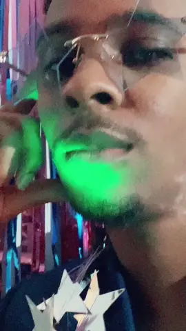 #sponsored The Prom: Tonight Belongs to You streaming tonight! More info @PromNetflix #ZAZZsquad #TheProm #AD