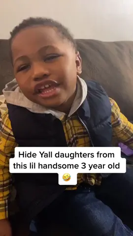 Hide your daughters now he is a charmer 😎😀 #fyp #foryoupage #kids #fun #bentley #handsome #cute #funny #viral #goviral #snacksandlex ￼