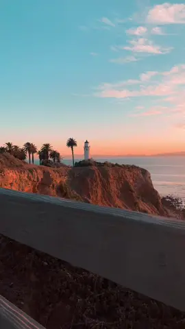 California sunset vibes  🌅 #california #sunsetlover #californiacoast #fyp #foryou #losangeles #wishlist