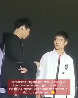 diliat berkali-kali tetep aja ngakak 😅 ini mana yang Hyung mana yang adek sih 😳😌 #dokyungsoo #chanyeolexo #konserexo #exo #weareoneexo