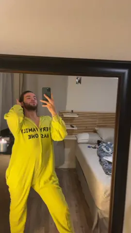 I HATE MY SELF 😂😂😂💀💀😂 #fyp #fypシ #foryou #foryoupage #merrychristmaseve