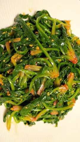 시금치무침🥬🥬🥬 #시금치 #시금치무침 #시금치나물 #시금치요리 #포항초 #나물 #요리 #음식 #요리하기 #음식만들기 #레시피 #Recipe #cook #cooking #food #koreanfood #kfood #반찬 #반찬만들기 #아이반찬 #요리동영상 #요리초보