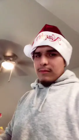 Merry Christmas guys🤣😂#fyp #hilarious #amazing #tiktok #positive_vibes #tofunny #unexpected #viral #lovetiktok #funnytiktokvideos #lovetolaugh