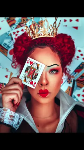 Who remembers this? Reposting because the audio got removed 🥺 which one is your favorite? @nataleamariah #Christmas2020 #fyp #makeup #queenofhearts