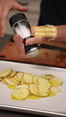 How to make crispy oven baked potato chips! Love that crunch! #tiktokpartner #LearnOnTikTok #potatochips #EasyRecipes