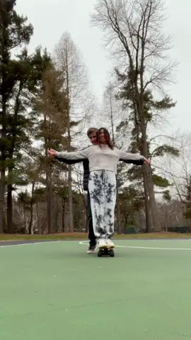 neither of us can rly skate💀