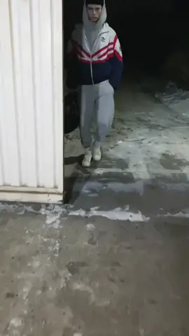 POV: ты был обычным пацаном с района и мечтал о хорошей жизни... мечта сбылась...
