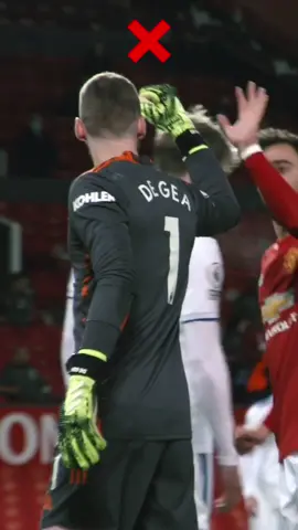 Goal denied... ❌🧤#UnitedOnTikTok #MUFC #ManUtd #DavidDeGea #davesaves #goalkeeper #fyp #foryou