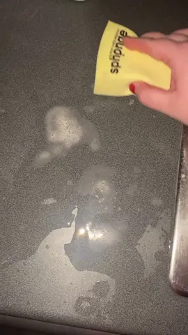 I make so much mess washing the dishes 🤦🏼‍♀️ my @sph2onge is a lifesaver 🧽 #fyp #sph2onge #cleaningtiktok #satisfying #cleanwithabbi