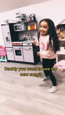 1st day of the New Year and daddy’s already getting roasted 😂 #fyp #funny #laugh #foryoupage