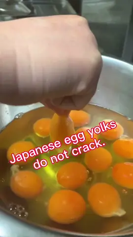 HOW ARE THEY NOT BREAKING 👁👄👁 #foodies (via @omuraisupuro )