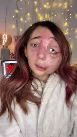 first tiktok of 2021!! #transitions #transformation #makeup #fashion #fashioninspo #makeupinspo #2021 #thenvsnow #babooshka  #goldeyes #goldeyeshadow