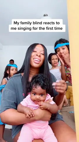 Blind reactions are the best ☺️✨ #MyStyle #foryoupage #stayathomemamalife #MomsofTikTok #momsoftiktokclub #newmomsoftiktok #FamilyFun #cutebaby #mum