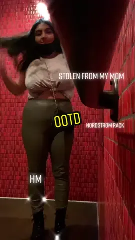 A little 🍀💚🌴🌿🥑🦖🥝 #OOTD #MyStyle