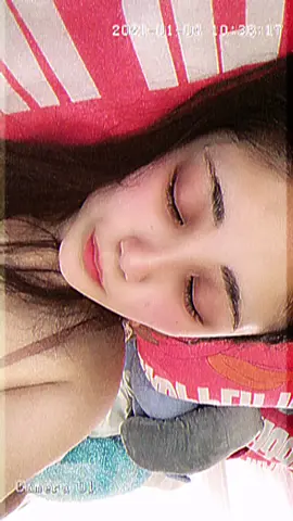 すっぴんでも盛れるってほんと？#今起きた#おはよう#おすすめ乗りたい #寝起き#すっぴん#2021年初投稿