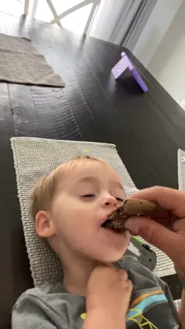 Justifying my bad eating habits by making him eat half of whatever I’m eating😂😂I buy pop tarts at the store for “Noah”😉😂#fyp #foryourpage