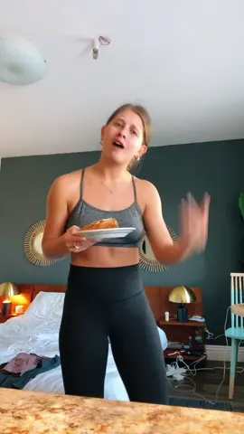 I bought a￼ croissant and had to #dropmycroissant #YouShouldKnow #LiftandSnatchBrow