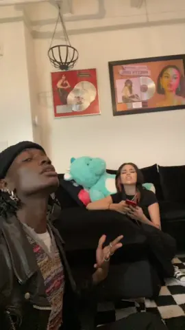 Somebody that we USE to know💔