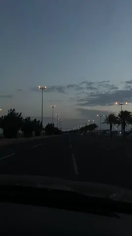 طيفك حطب عيني وعيني مشبه  و الشوق برد ما انقطع لو للحظات. 🤍 #شيلات #الرياض #شوق