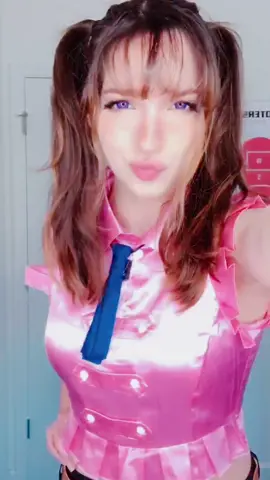 Watch how I switch 🦑 I wish I could have done Merlin/Elaine! Which SDS girl is your fav? #sevendeadlysins #elizabethliones #dianesevendeadlysins