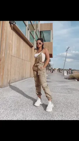 https://city-girl-wardrobe.myshopify.com/products/maniere-de-voir-cargo-dungarees-with-chain-beige #fashion #fyp #womensfashion you like ?👀