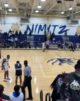 ANKLES WHERE DID YOU GO 😳 mrr.buckett/ig #basketball #anklebreaker #fyp