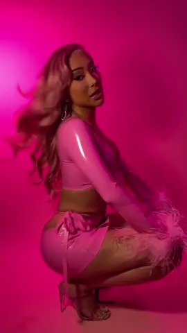 who said plastic don’t shake ?
