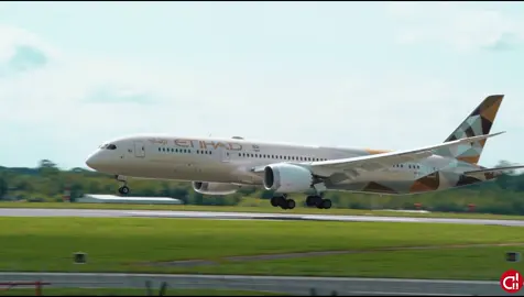 #avgeek #aviation #manchesterairport #etihad #boeing #landing #airplane #xyzbca #fyp #slowmo #viral #aviationlovers