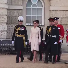 She’s a Queen 😌👑 #KateMiddleton #HRH #Duchess #DuchessOfCambridge #PrincessKate #DuchessKate #RoyalFamily #BritishRoyals #Royalty #Royals #UK